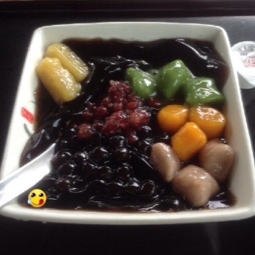 Blackball Signature Grass Jelly Dessert