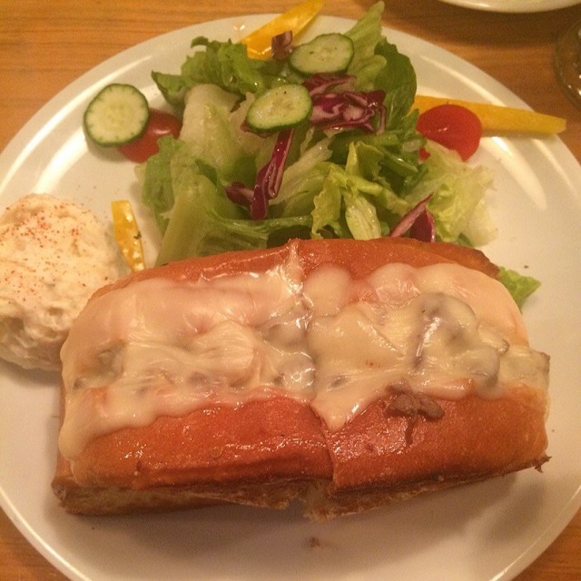 牛肉起司三明治