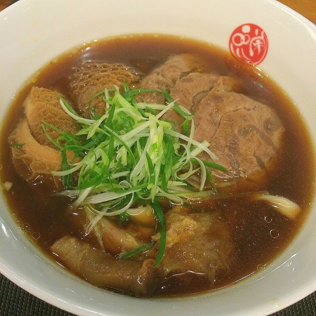 滿漢三寶牛肉麵