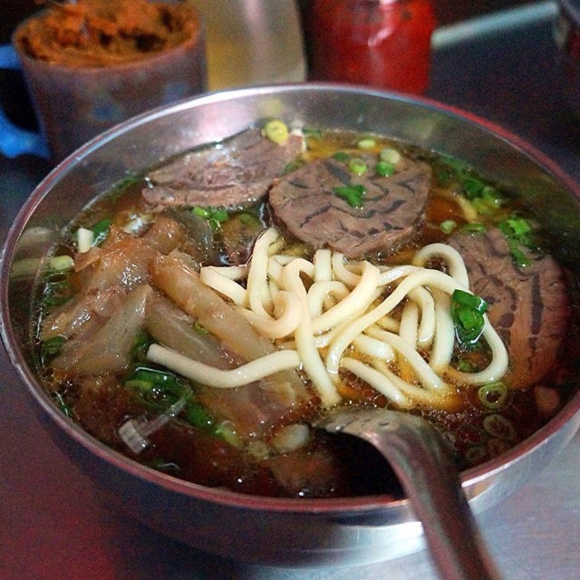 半筋半肉牛肉麵