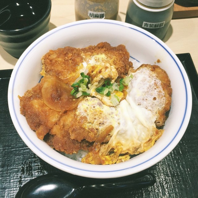 腰內豬排丼