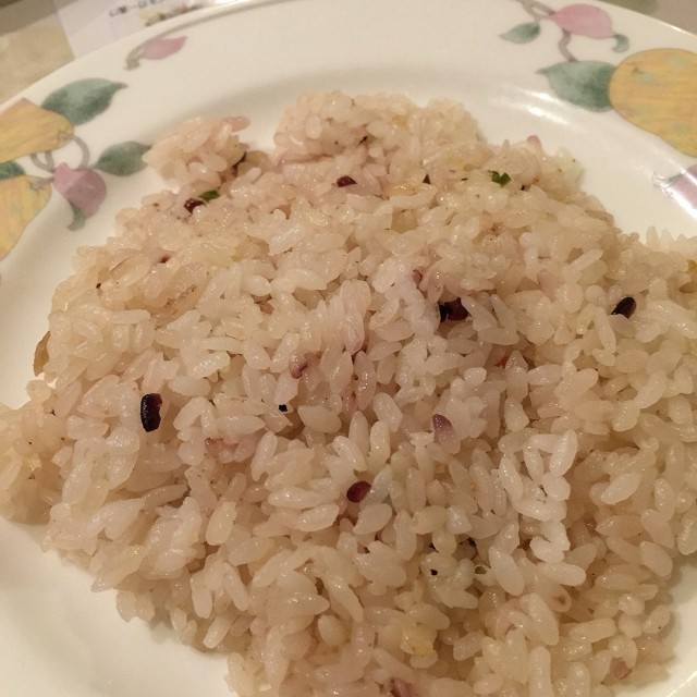 ８種の雑穀入りバターライス