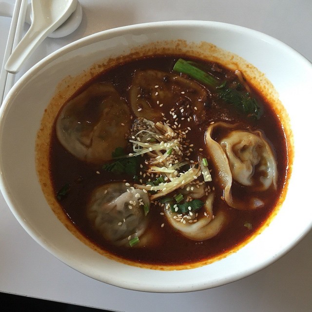 Dumping ramen with sour and spicy soup