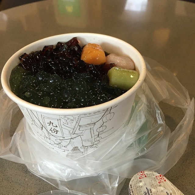 Grass Jelly with Red Bean & Toro Balls