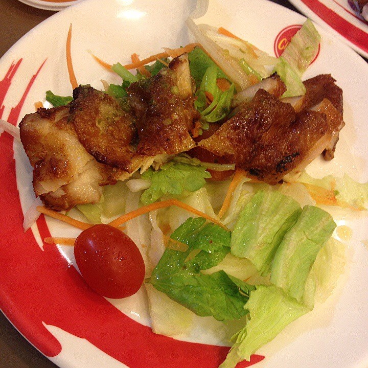 ยำไทยไก่ย่าง - รูปภาพร้าน Chester's Grill (เชสเตอร์ กริลล์) ใน อ.เมือง ...