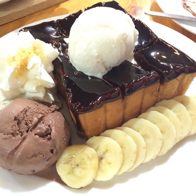 Chocolate Toast