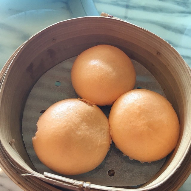 Steamed bun with custard & salted egg yolk filing