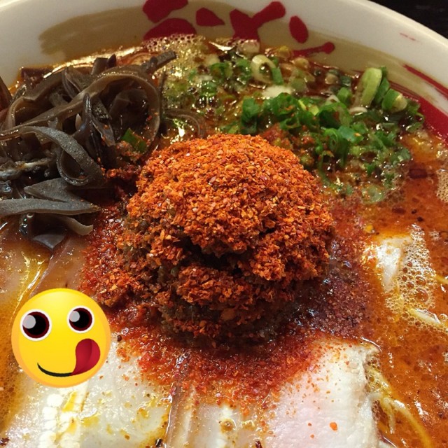 紅味噌湯底配幼麵，辣架，不過好好味