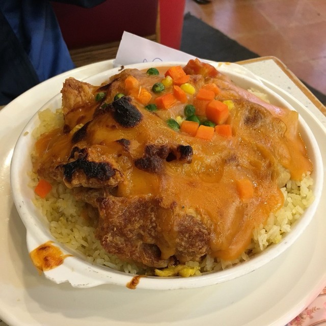 焗猪扒饭