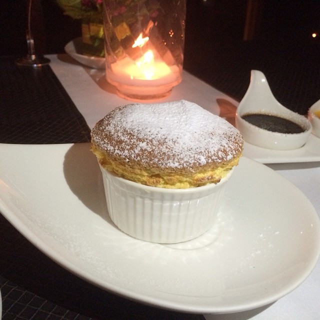 ซูเฟลเสาวรส