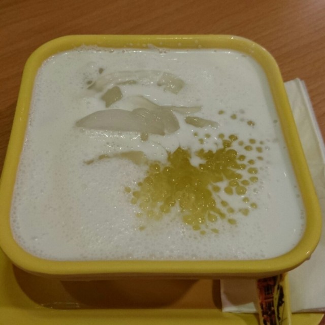 Sago with sea coconut