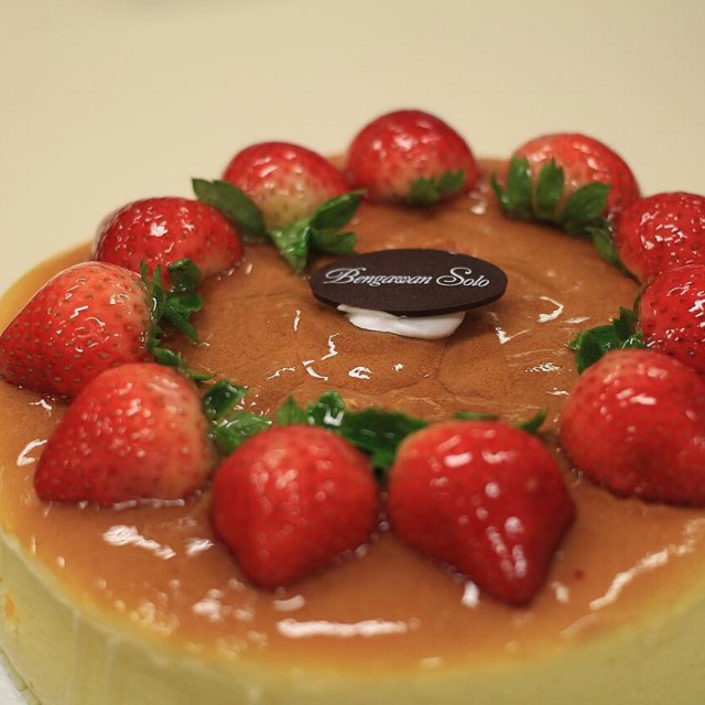 Light Strawberry Cheesecake