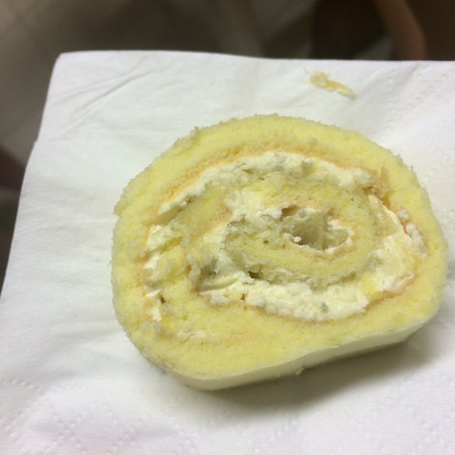 Durian Swiss roll