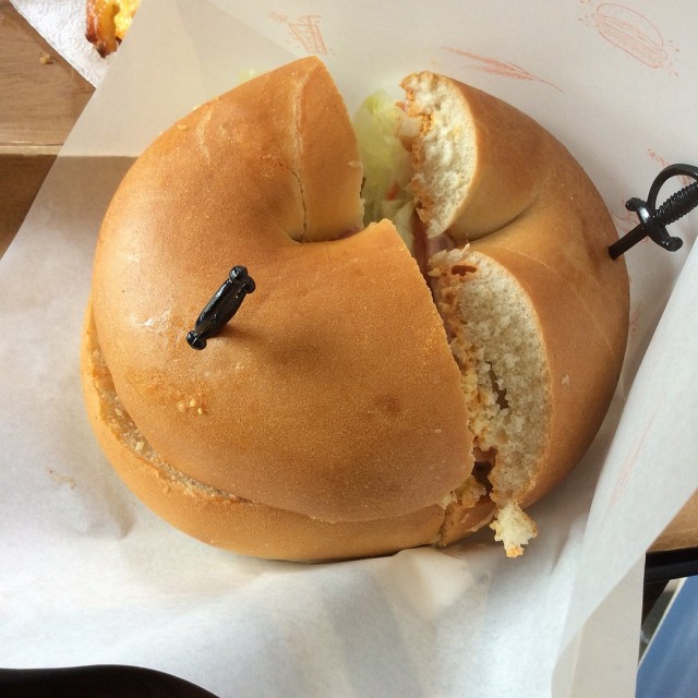 魔鬼蛋里肌貝果