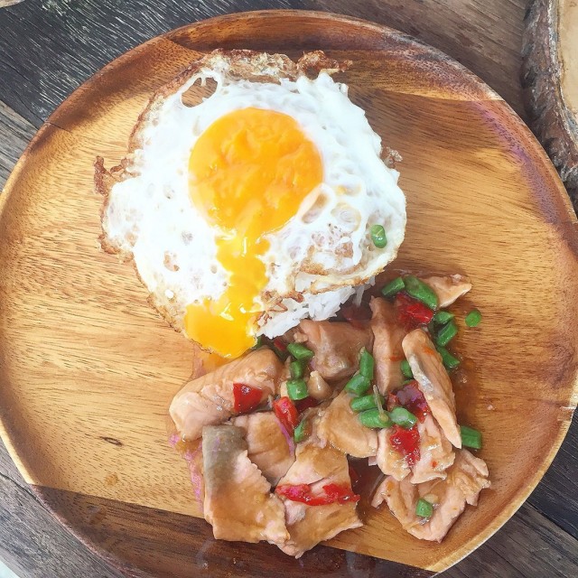 กะเพราแซลมอน