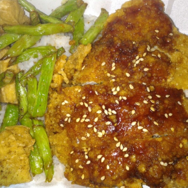 BBQ large chicken with rice and vegetable set