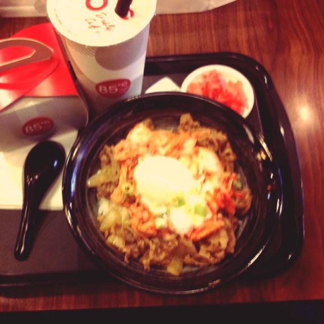 泡菜牛肉丼