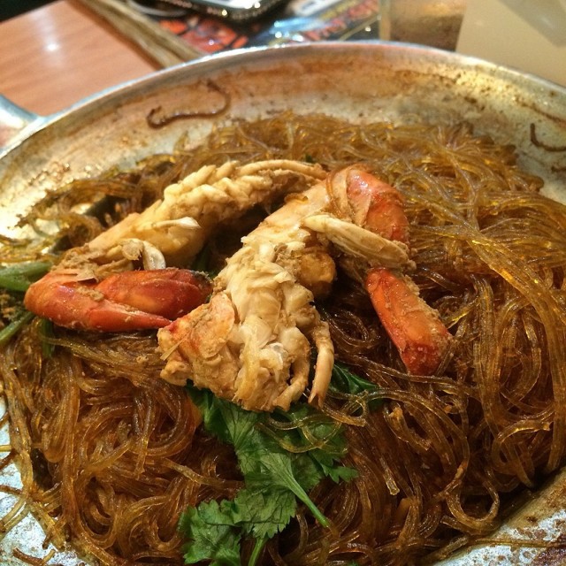 กุ้งอบวุ้นเส้น