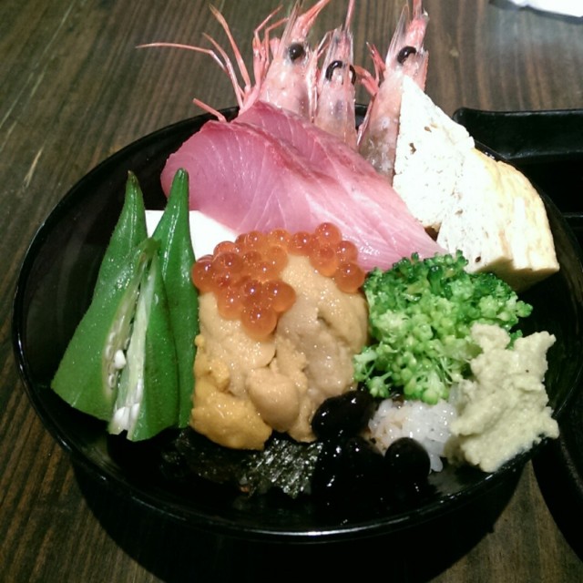 海膽甜蝦丼