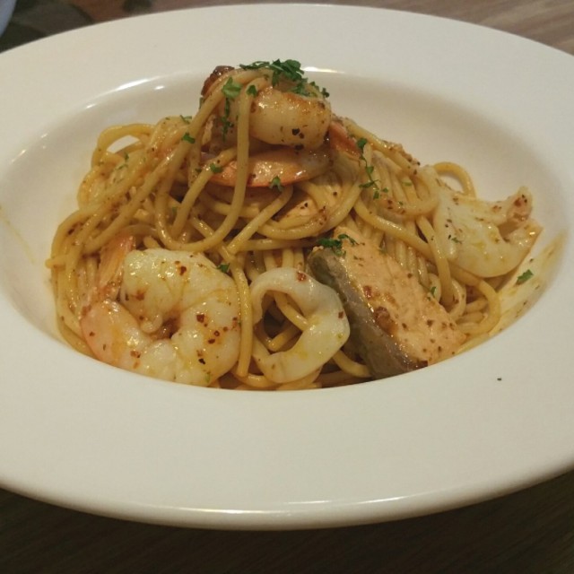 Seafood Aglio Olio