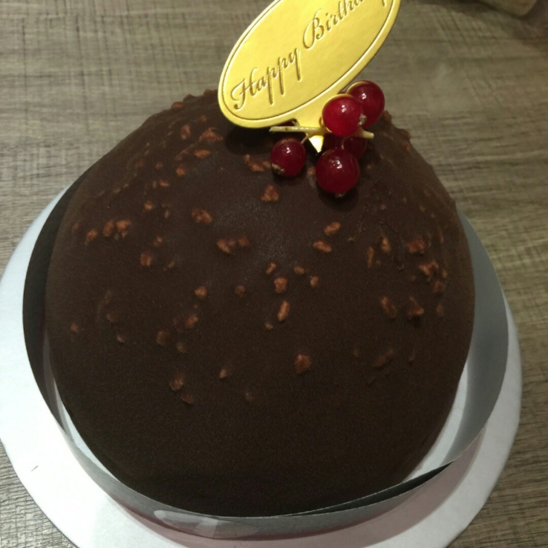 Saint Honore Cake Shop's Photo Hong Kong Style Bakery in Cheung Sha