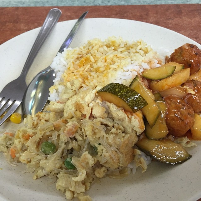 Economical Mixed Vegetable Rice