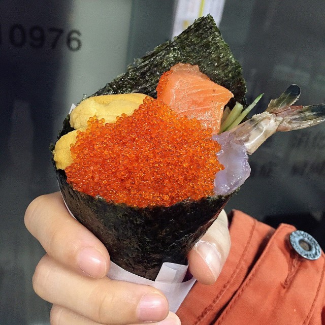 味道、賣相不錯。好大舊飯，食到尾會無哂料。