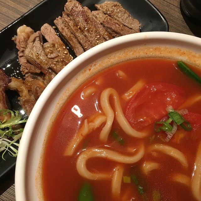 铁板牛柳粒蕃茄汤赞岐手打乌冬