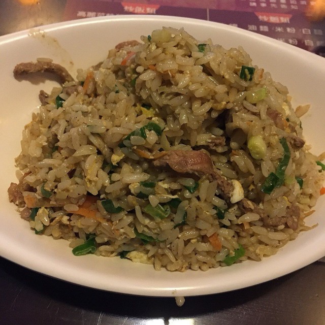 牛肉炒飯