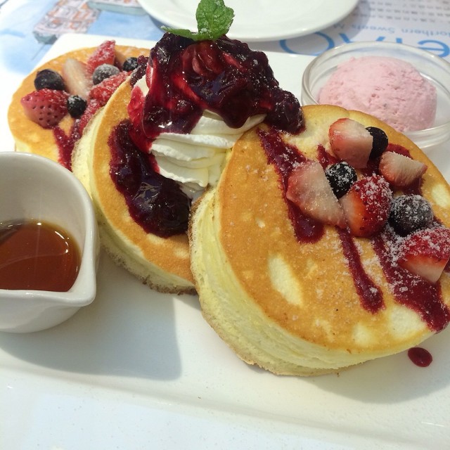 莓果鬆餅