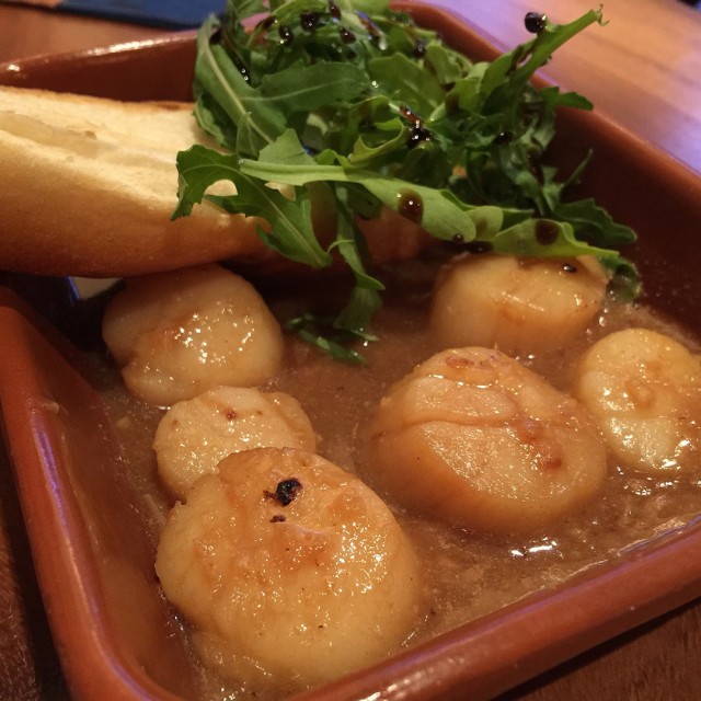 Sautéed scallops