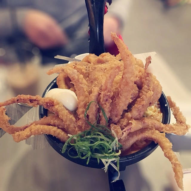 巨無霸魷魚配上浮誇起司😄年糕👍