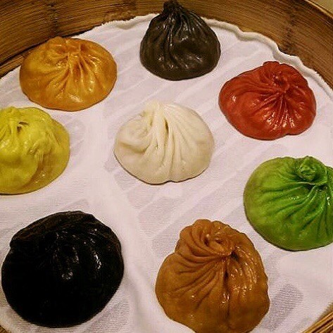 最喜歡蟹粉和麻辣的，皮比鼎泰豐厚一點，原味還是鼎泰豐勝😂😂