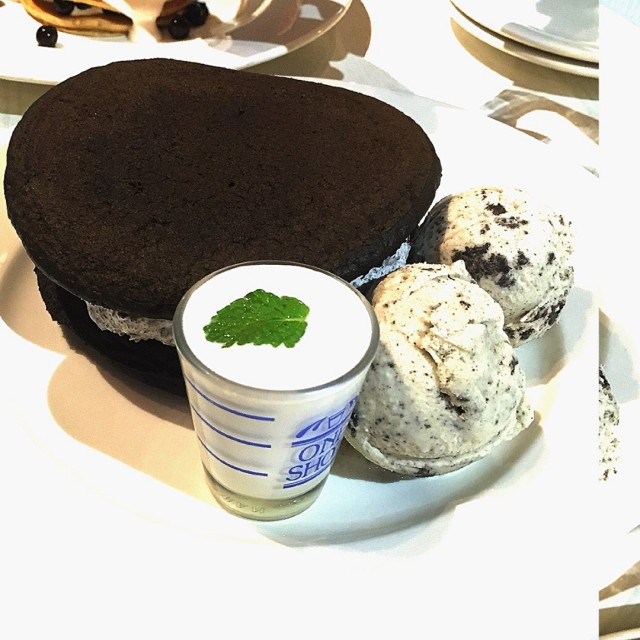OREO鬆餅塔