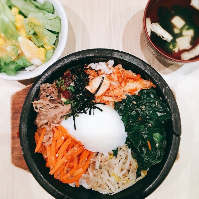 石锅泡菜牛肉饭