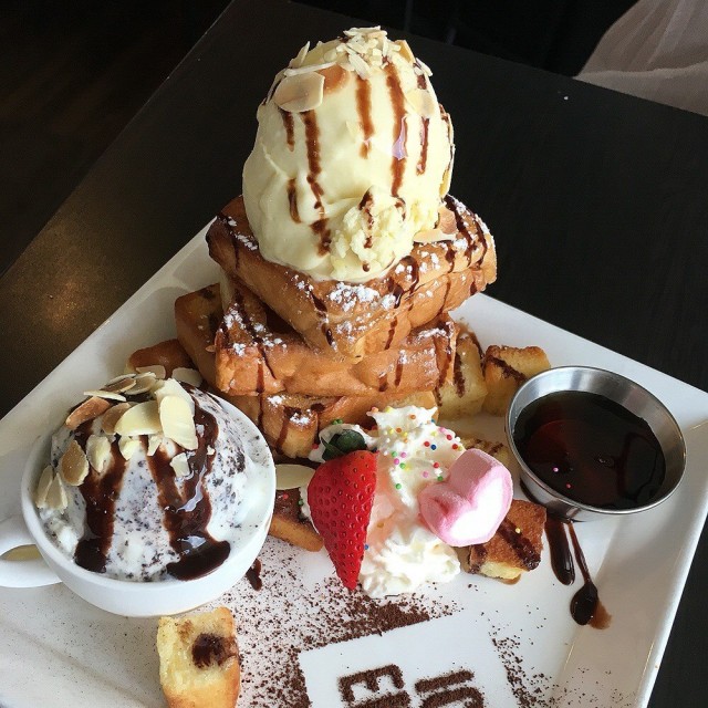 Maple toast
