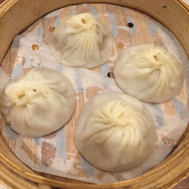 皮薄，不易穿，多汁，但肉質較鬆散