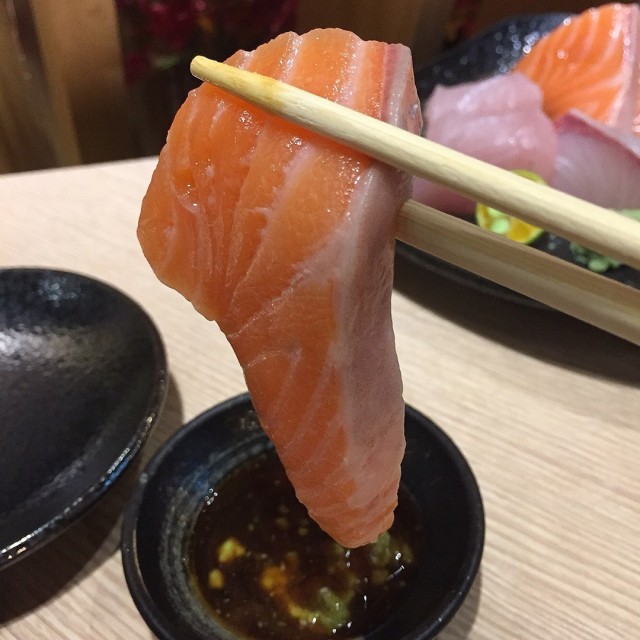 綜合生魚片