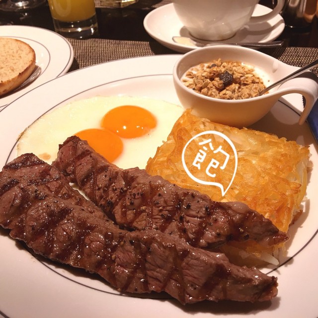 牛小排早餐