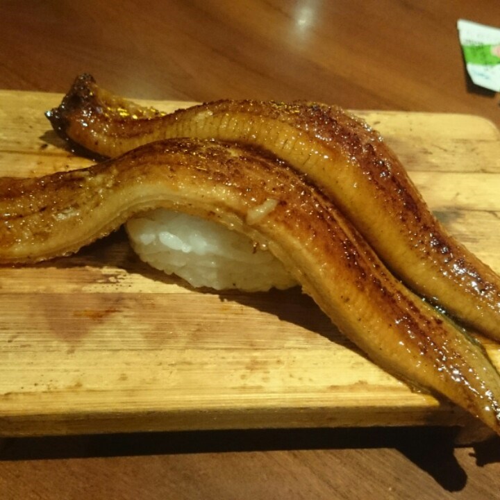 七吋鳗鱼寿司 $