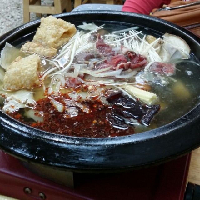 牛肉火鍋