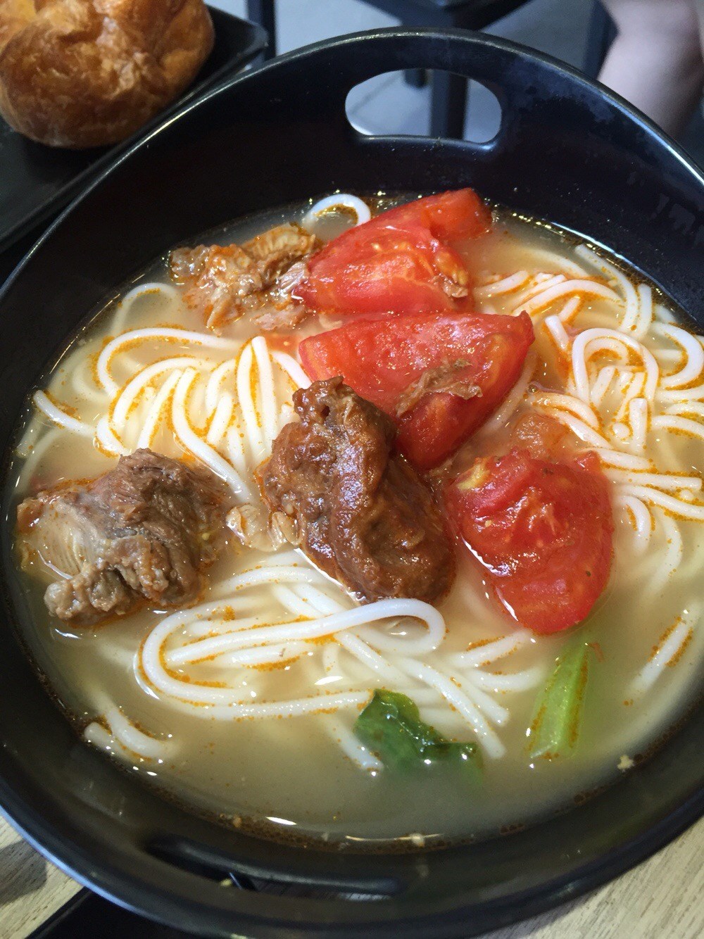 蕃茄牛腩米线 $