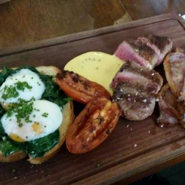 Steak & Eggs with addition bacon 