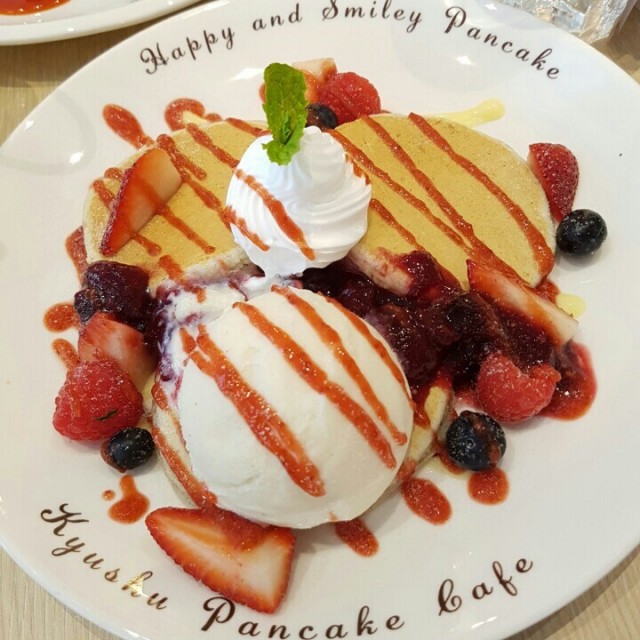 Berry-Licious Pancake