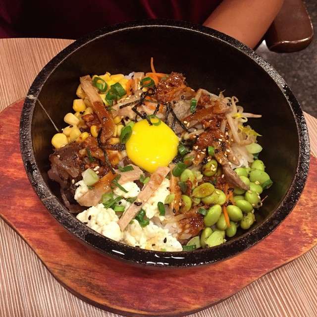 總匯石鍋拌飯