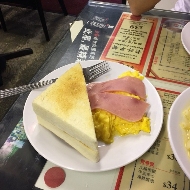 炒蛋好正 多士都唔錯