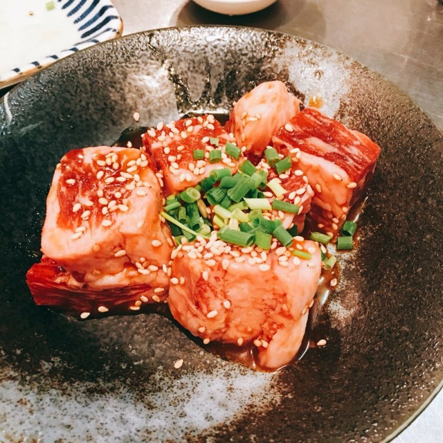 中落ちカルビ