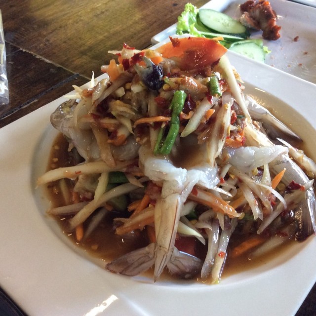 ตำกุ้งสด