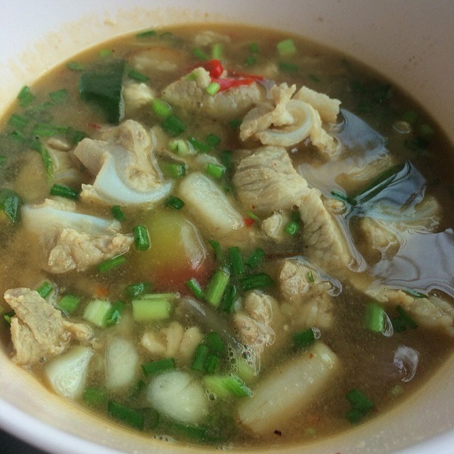 ต้มแซ่บกระดูกอ่อน