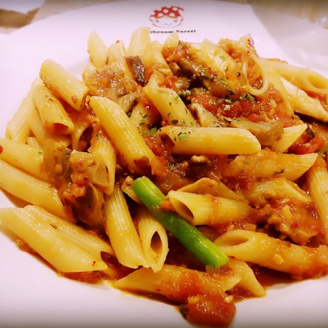 生氣的人辣味茄汁筆管麵